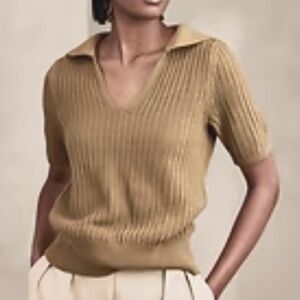 Lovely sweater  Banana Republic sz Medium